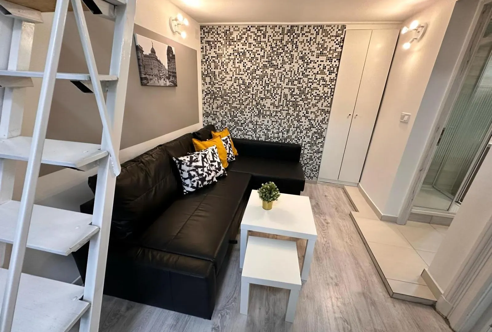 Downtown Sunrise Apartment Budapest