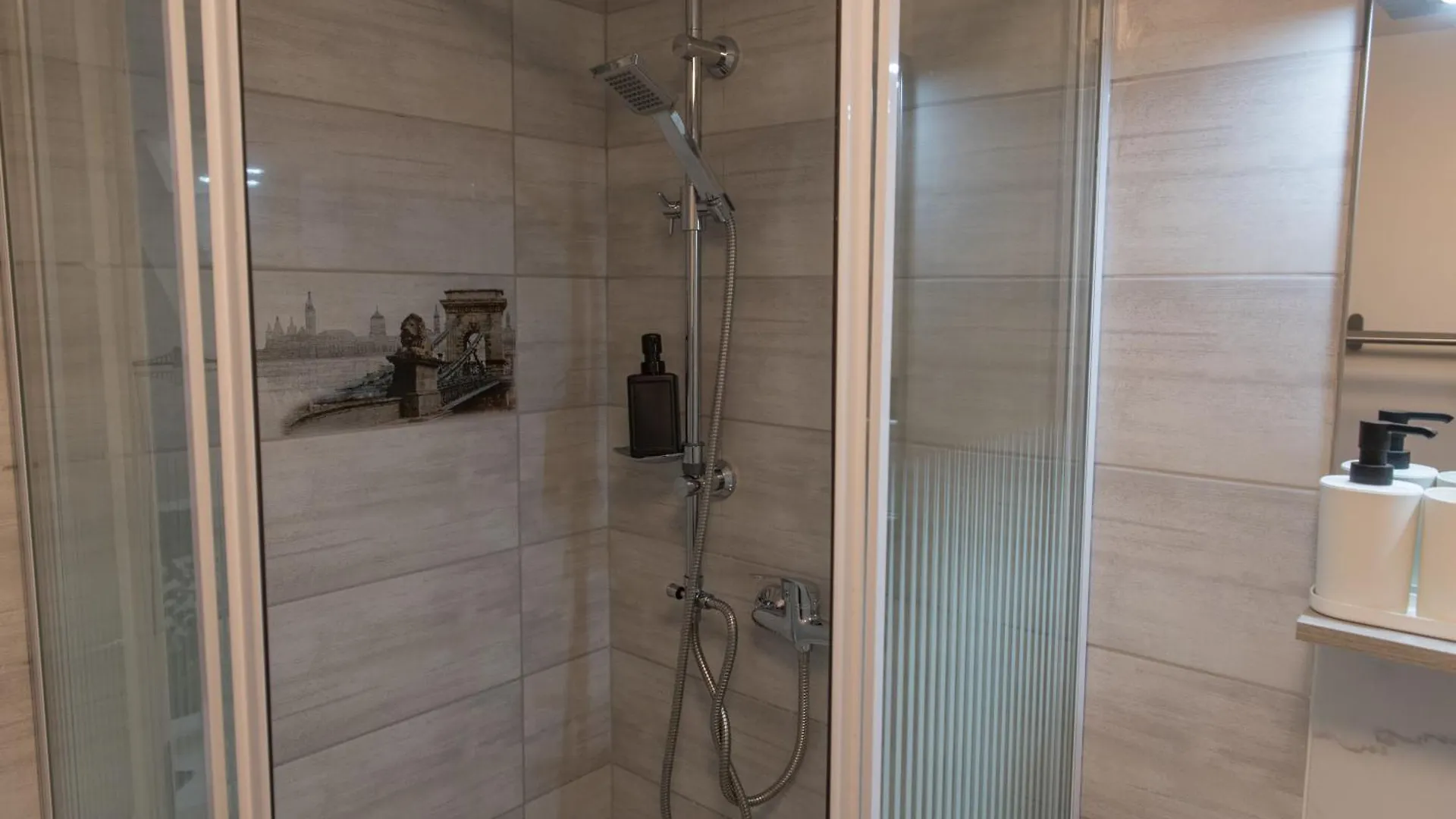 Downtown Sunrise Apartment Budapest