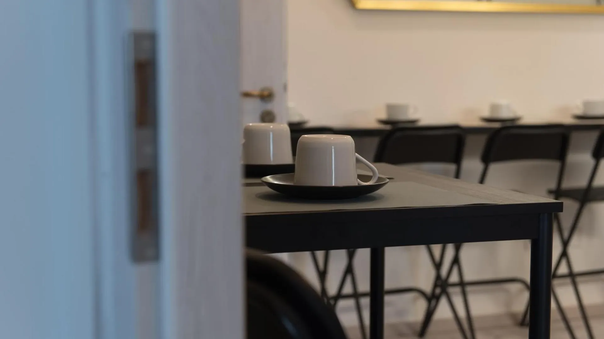Downtown Sunrise Apartment Budapest 0*,