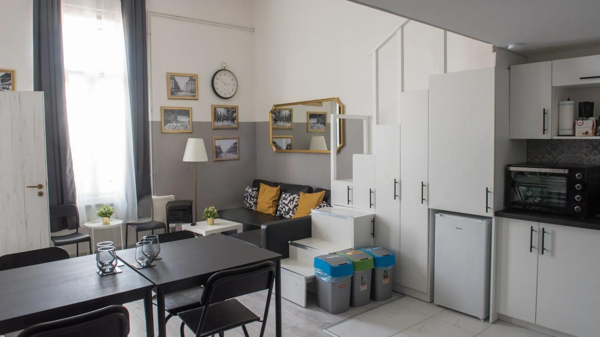 Downtown Sunrise Apartment Budapest Hungary