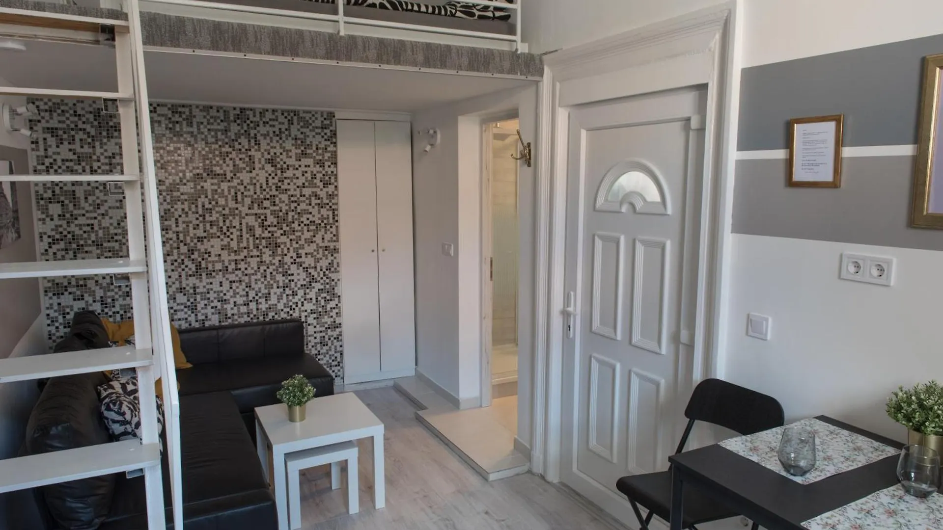 Downtown Sunrise Apartman Budapest